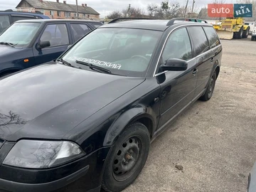 Авто Volkswagen Passat 2004 № 8679345