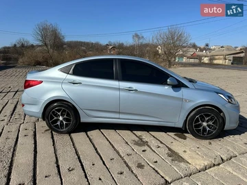 Авто Hyundai Accent 2011 № 8679444