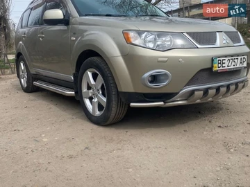 Авто Mitsubishi Outlander Xl 2007 № 8679463