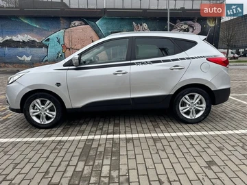 Авто Hyundai Ix35 2012 № 8679709