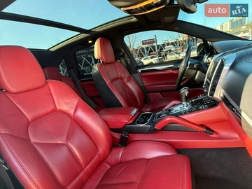 Авто Porsche Cayenne 2014 № 8679788