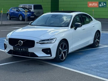 Авто Volvo S60 2024 № 8679832