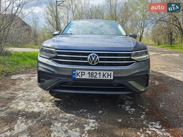 Авто Volkswagen Tiguan 2024 № 8679837