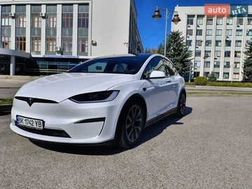 Авто Tesla Model X 2022 № 8680028