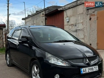 Авто Mitsubishi Grandis 2004 № 8680075