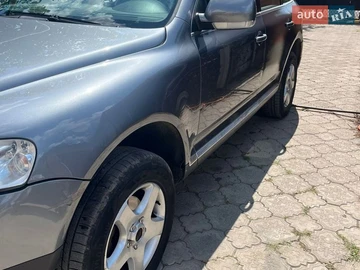 Авто Volkswagen Touareg 2005 № 8680091