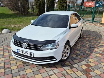 Авто Volkswagen Jetta 2015 № 8680142