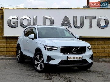 Авто Volvo Xc40 2025 № 8680762
