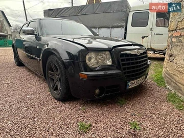 Авто Chrysler 300C 2006 № 8680801
