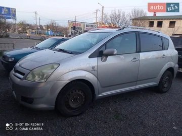 Авто Toyota Corolla Verso 2005 № 8680815
