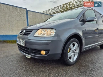 Авто Volkswagen Touran 2006 № 8681054