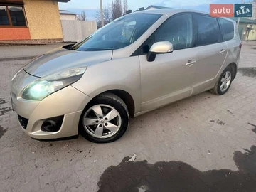 Авто Renault Scenic 2009 № 8681071