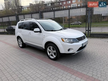 Авто Mitsubishi Outlander Xl 2008 № 8681141