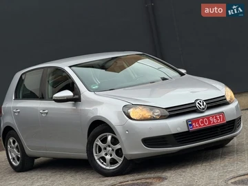 Авто Volkswagen Golf 2010 № 8681145