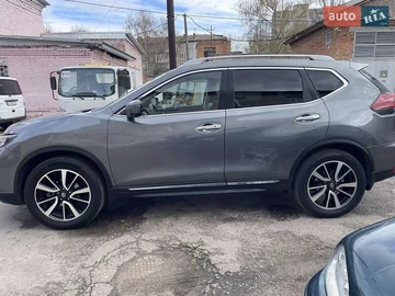 Авто Nissan Rogue 2019 № 8681358