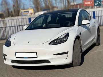 Авто Tesla Model 3 2020 № 8681373