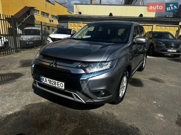 Авто Mitsubishi Outlander 2021 № 8681388