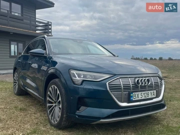 Авто Audi E-Tron 2019 № 8681398