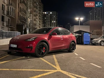 Авто Tesla Model Y 2022 № 8681571