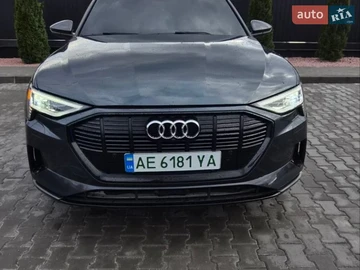Авто Audi E-Tron 2022 № 8681588