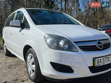 Авто Opel Zafira 2013 № 8681885