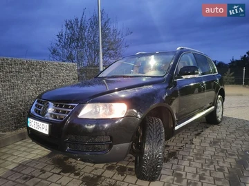 Авто Volkswagen Touareg 2005 № 8682036