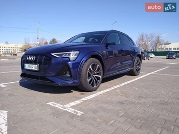 Авто Audi E-Tron S 2022 № 8682309
