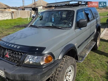 Авто Mitsubishi Pajero 2001 № 8682687