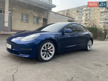 Авто Tesla Model 3 2022 № 8682852