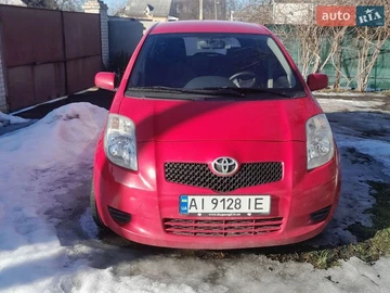 Авто Toyota Yaris 2006 № 8683081