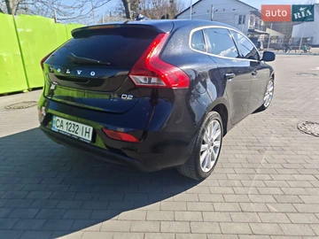 Авто Volvo V40 2013 № 8683182