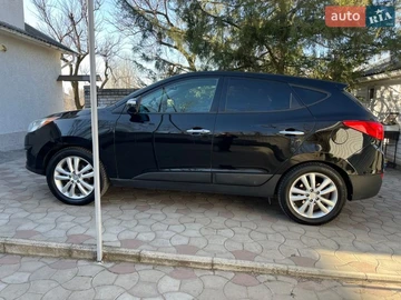 Авто Hyundai Tucson 2013 № 8683213