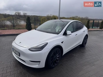 Авто Tesla Model Y 2021 № 8683426
