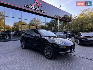 Авто Porsche Cayenne 2016 № 8683465