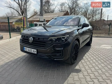 Авто Volkswagen Touareg 2019 № 8683483