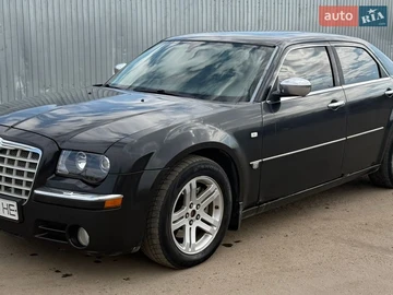 Авто Chrysler 300C 2006 № 8683568