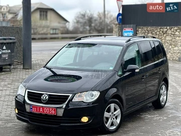 Авто Volkswagen Touran 2009 № 8683615
