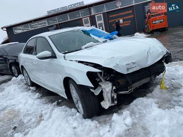 Авто Volkswagen Passat 2018 № 8683779