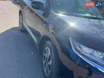 Авто Mitsubishi Outlander 2017 № 8683885