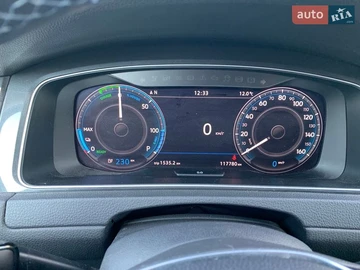 Авто Volkswagen E-Golf 2020 № 8684090