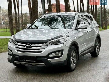 Авто Hyundai Santa Fe 2014 № 8684144
