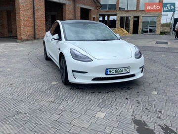 Авто Tesla Model 3 2023 № 8684193