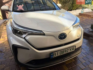Авто Toyota Izoa 2021 № 8684205