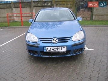 Авто Volkswagen Golf 2004 № 8684498