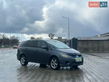 Авто Mitsubishi Grandis 2005 № 8684515