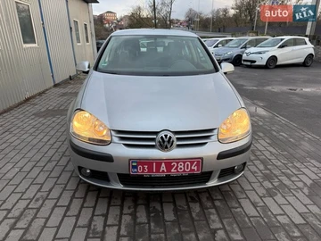 Авто Volkswagen Golf 2005 № 8684575