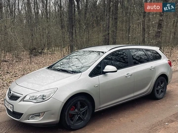 Авто Opel Astra 2012 № 8684623