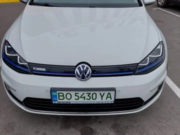 Авто Volkswagen E-Golf 2015 № 8684855