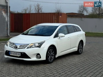 Авто Toyota Avensis 2013 № 8684869