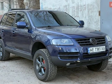 Авто Volkswagen Touareg 2005 № 8684895